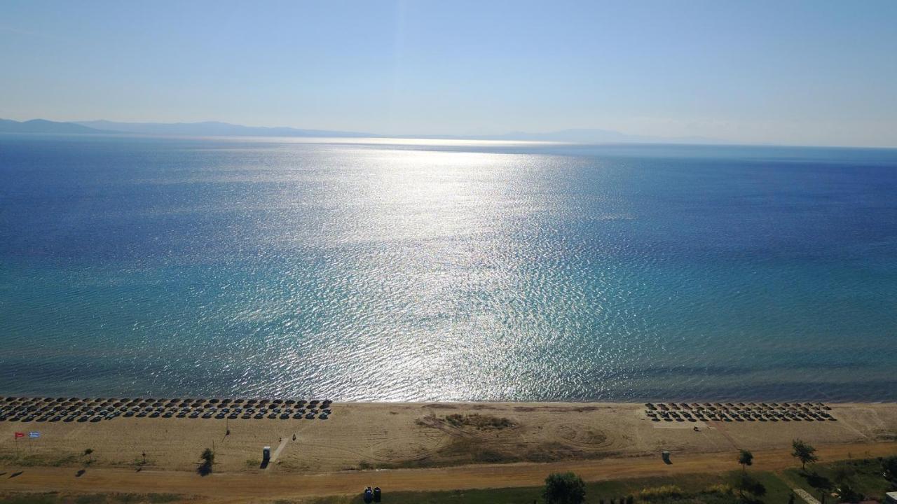 Seaview Aparthotel Nea Poteidaia Exterior photo