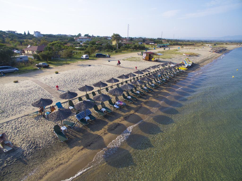 Seaview Aparthotel Nea Poteidaia Exterior photo